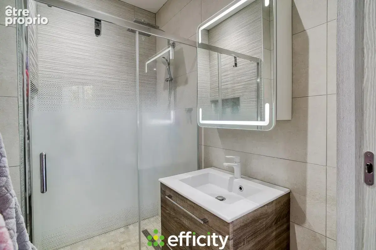 Maison 5 pièces 140 m² à vendre à Jassans-Riottier (01480) - photo 8