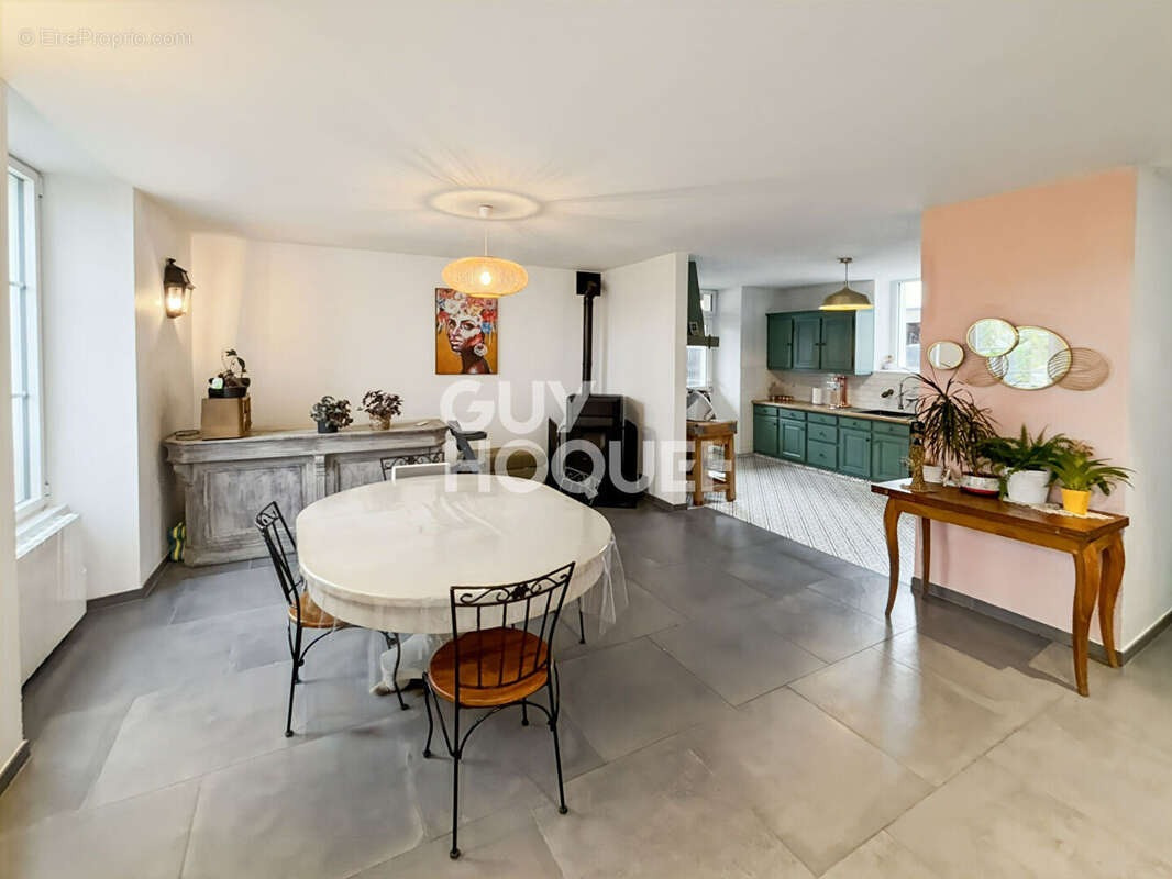 Maison à LIVERDY-EN-BRIE