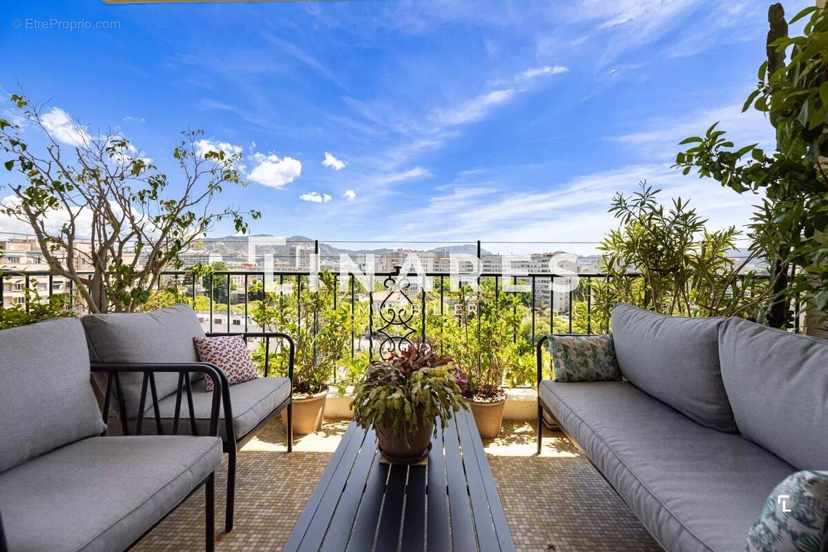 Appartement à MARSEILLE-8E