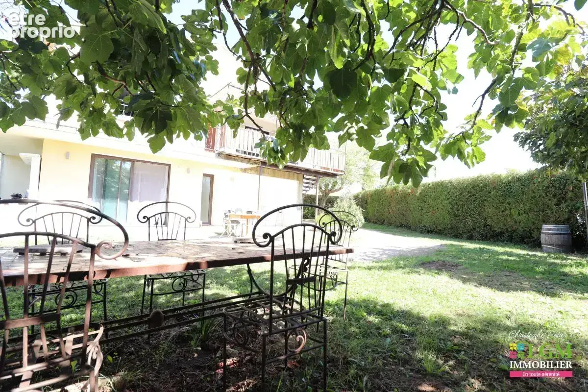 Maison à VALREAS