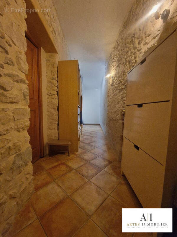 Appartement à MONTBOUCHER-SUR-JABRON