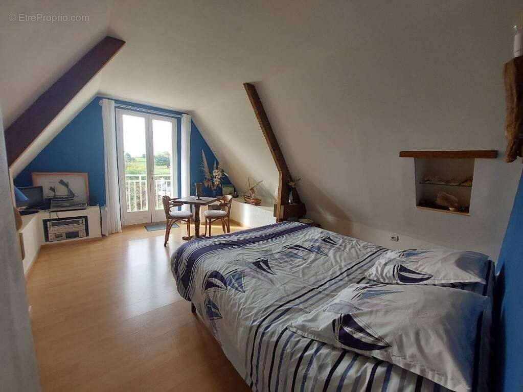 Maison à SAINT-PAIR-SUR-MER