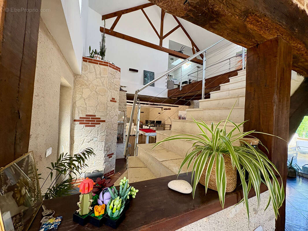 Maison à SAINT-CLAUDE-DE-DIRAY