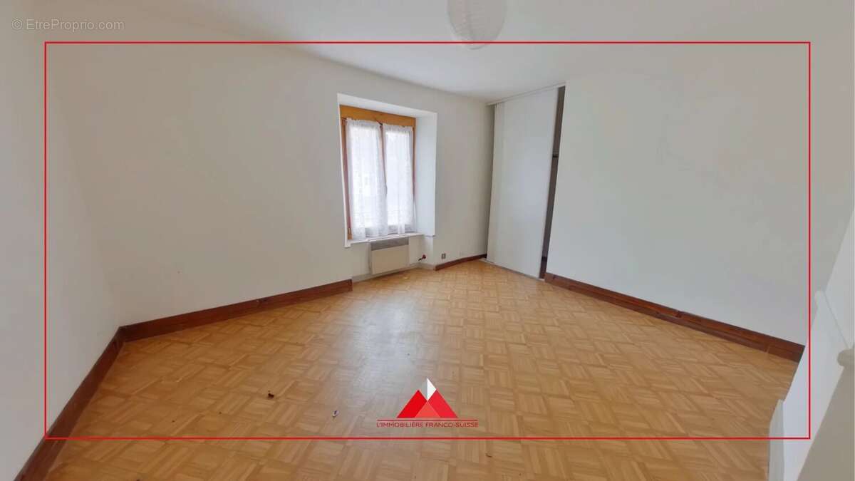 Maison mitoyenne avec terrain et garage - photo 4