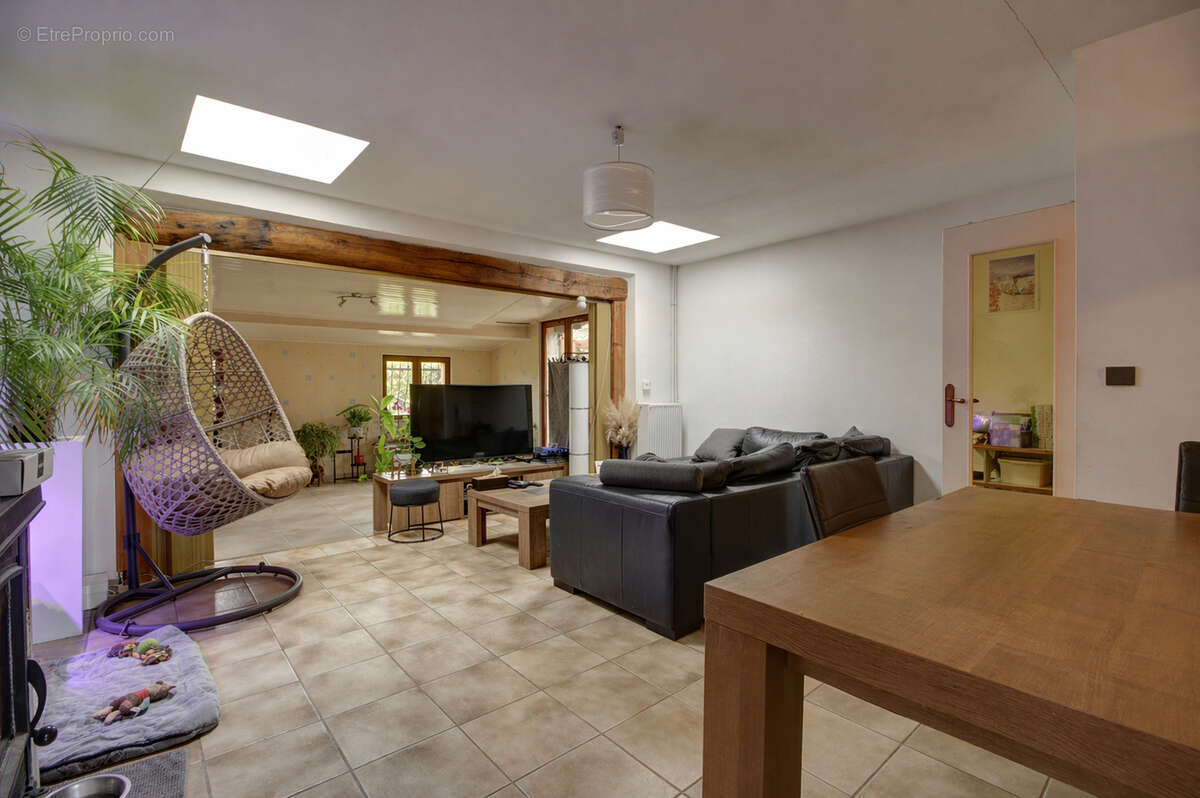 Maison à VILLARS-LES-DOMBES