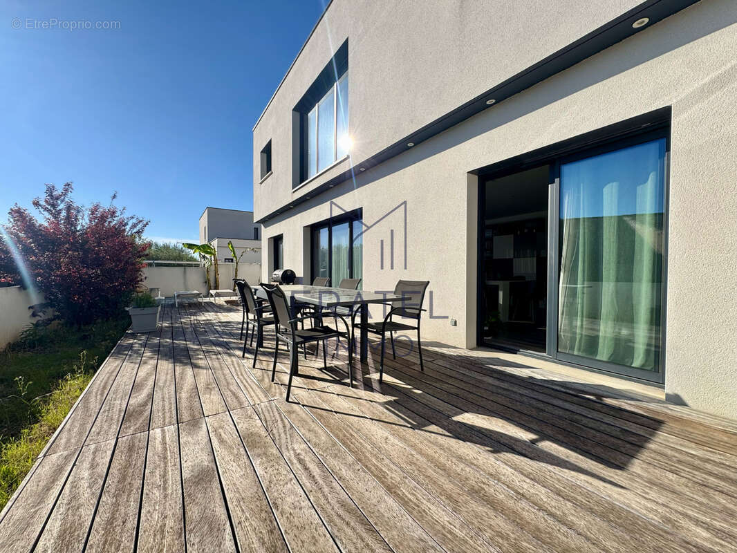 Maison à GIGNAC