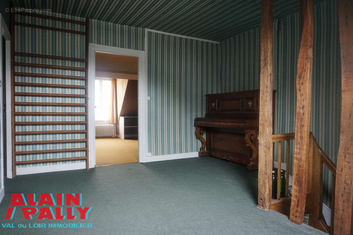 Maison de Maître centre ville - photo 12