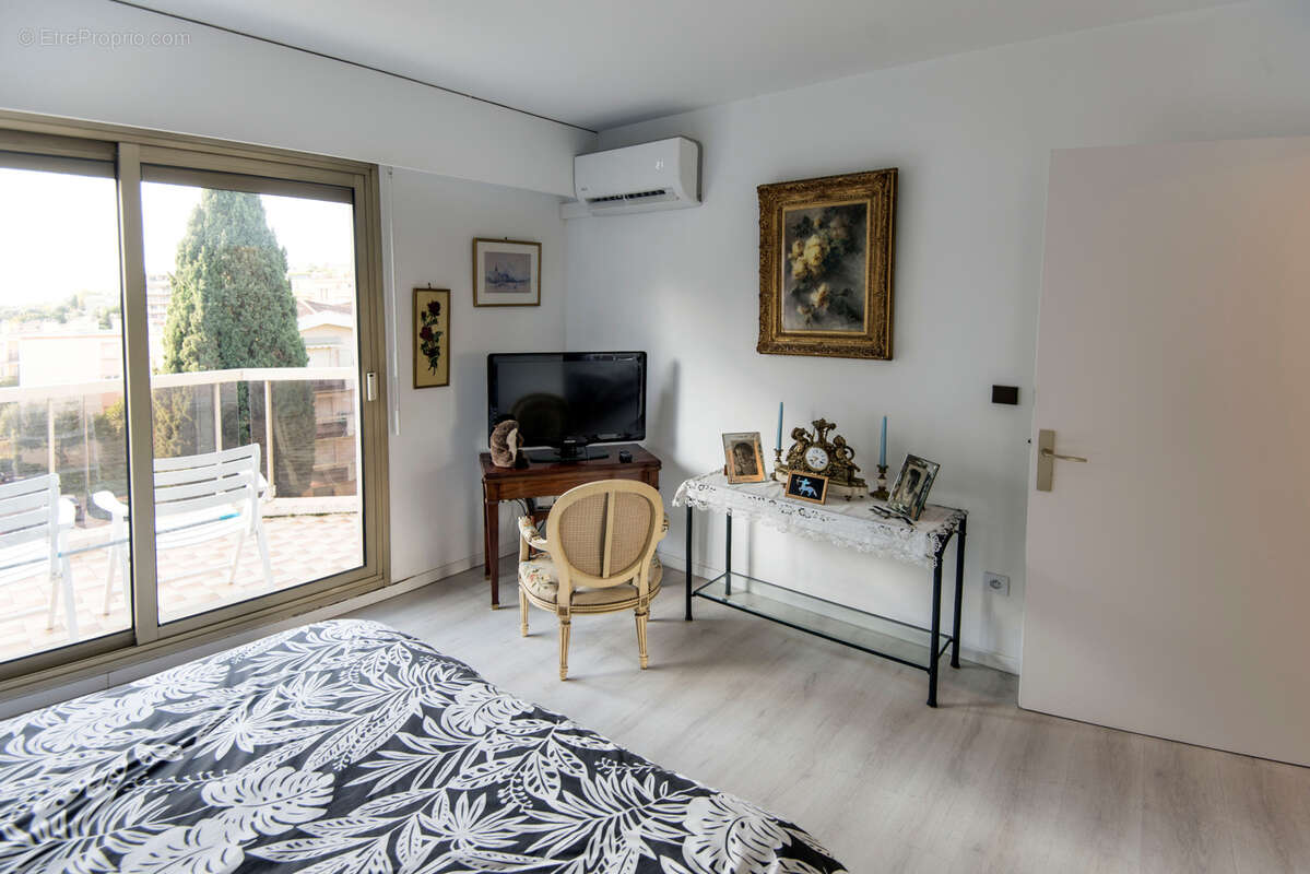 Appartement à LE CANNET