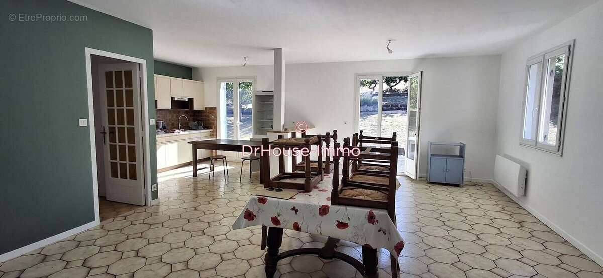 Maison à COULOUNIEIX-CHAMIERS