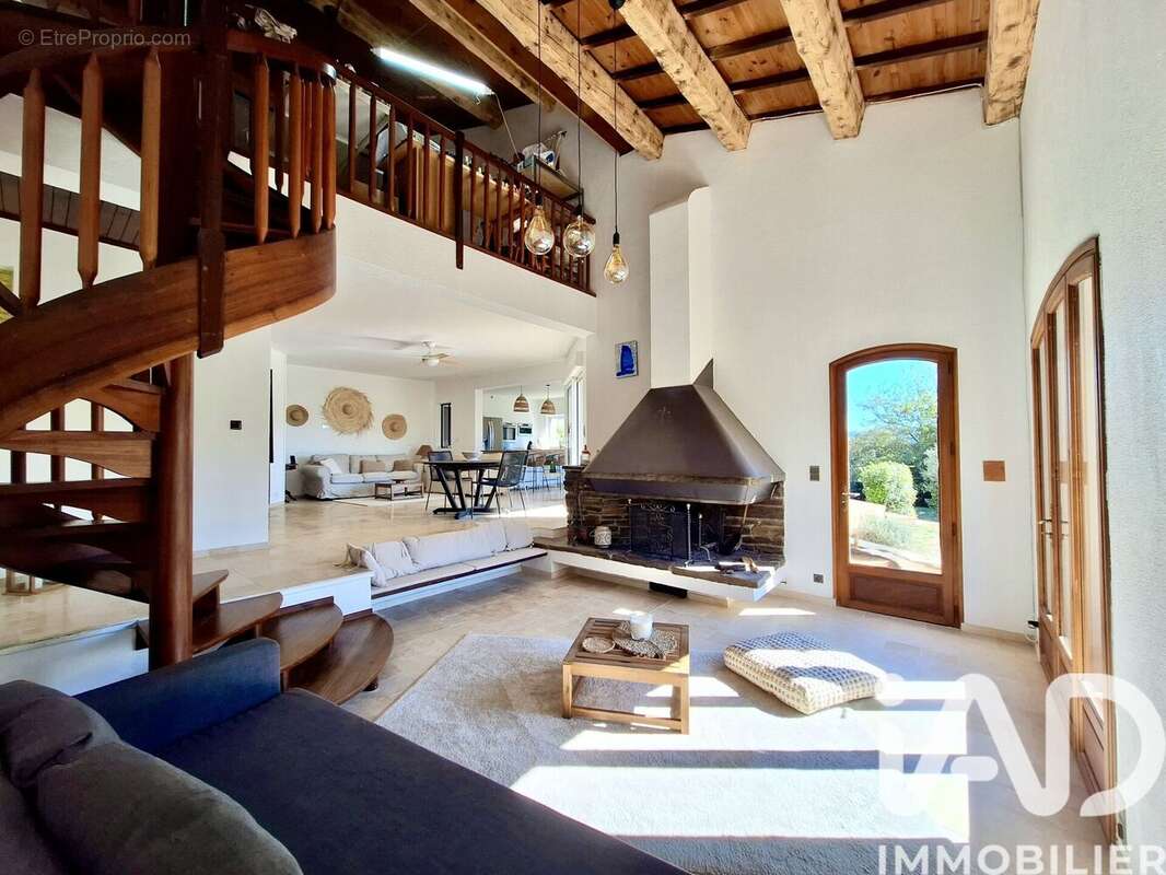 Photo 2 - Maison à SAINT-MARTIN-DE-VALGALGUES