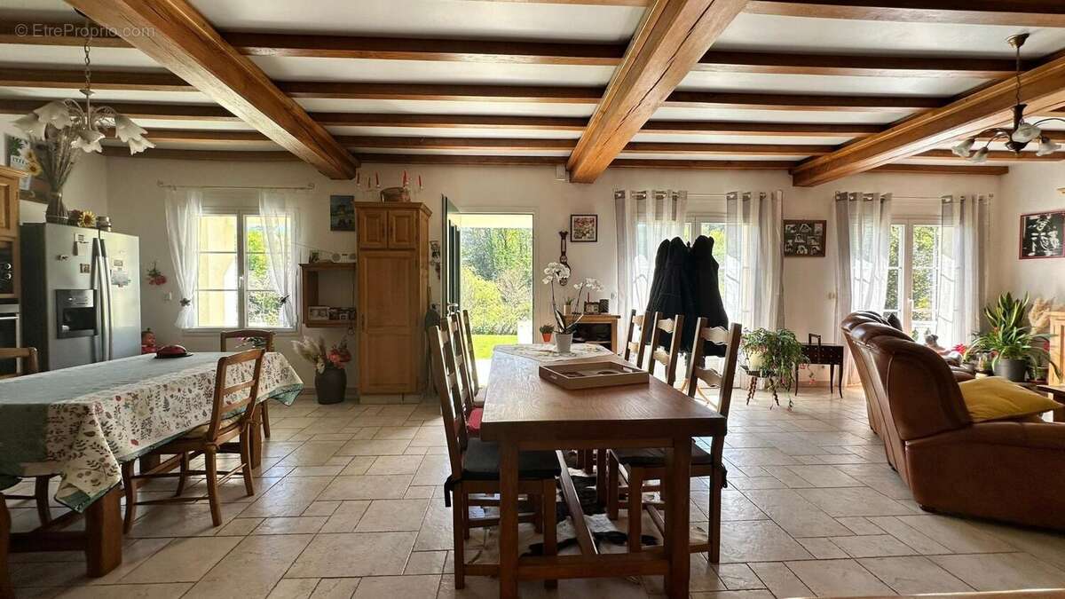 Photo 6 - Maison à SAINTES