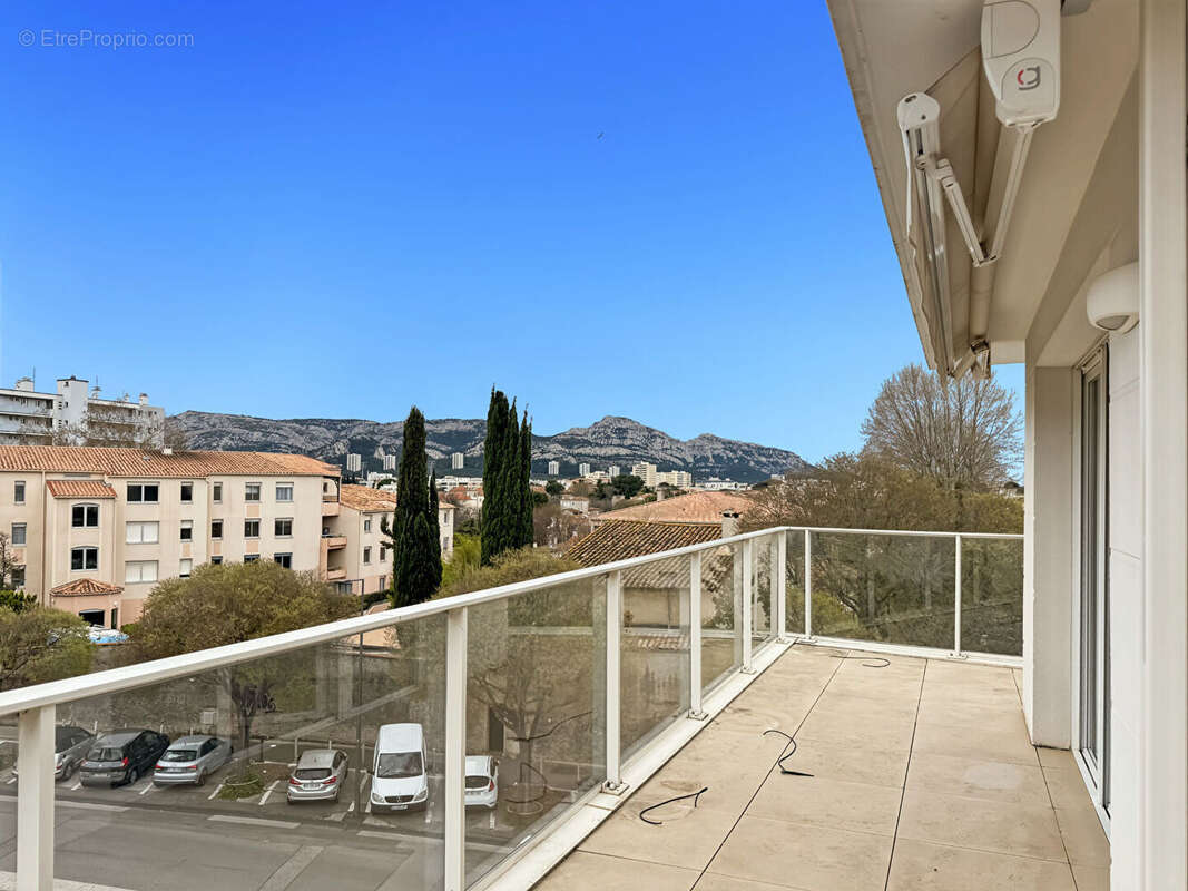Appartement à MARSEILLE-9E