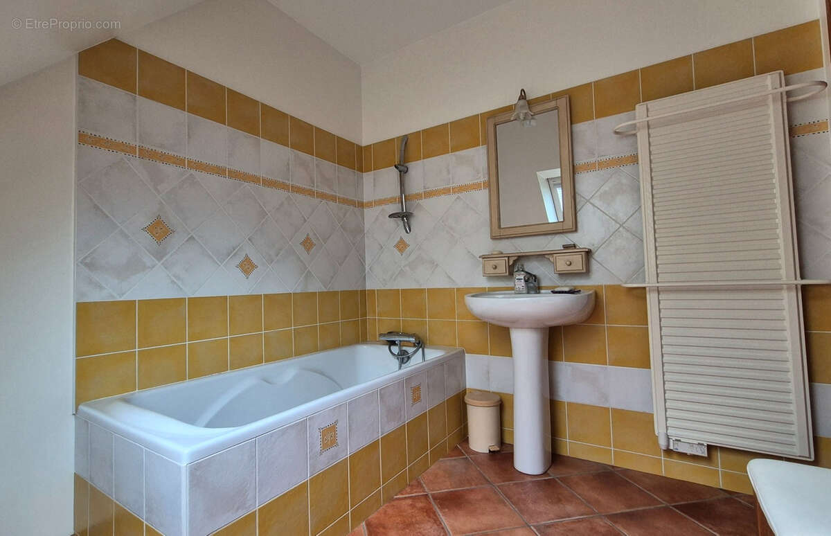 Maison à CLOHARS-CARNOET