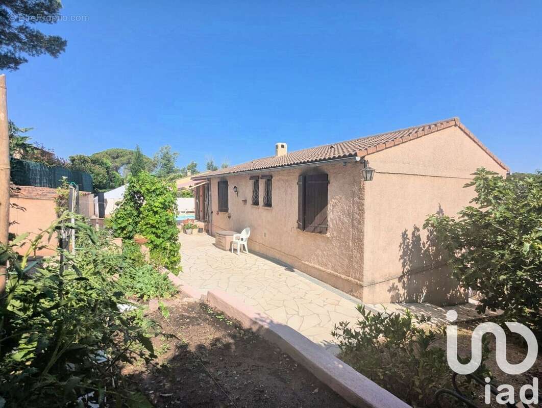 Photo 8 - Maison à FREJUS