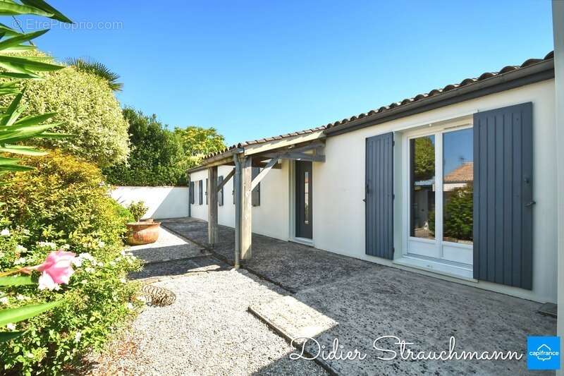 Maison à vendre 8 pièces CLAVETTE (17) - photo 18