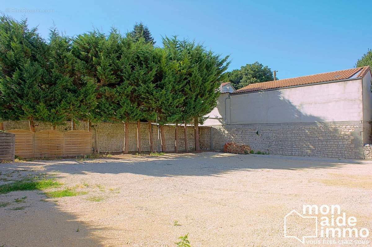 Appartement à BENET