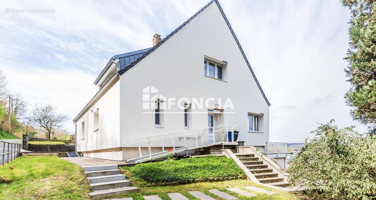 Maison à SAINT-AVOLD