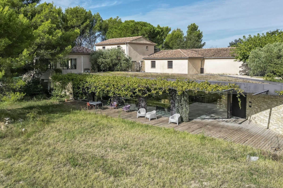 Domaine viticole & Villa contemporaine - Art de vivre en Provence - photo 8