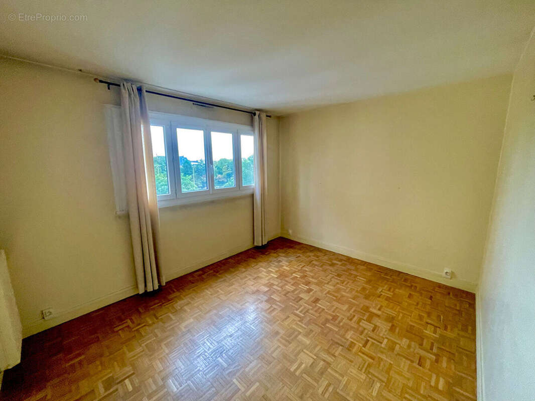 Appartement à BOIS-COLOMBES