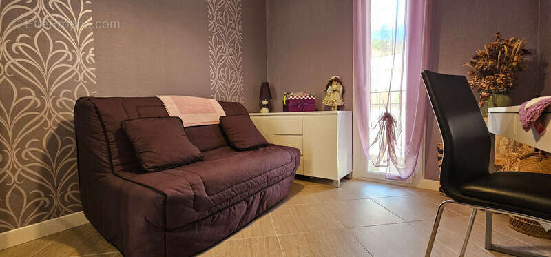 Dpt Corse (20), à vendre SAINT FLORENT appartement T3 55m²- centre ville - photo 4