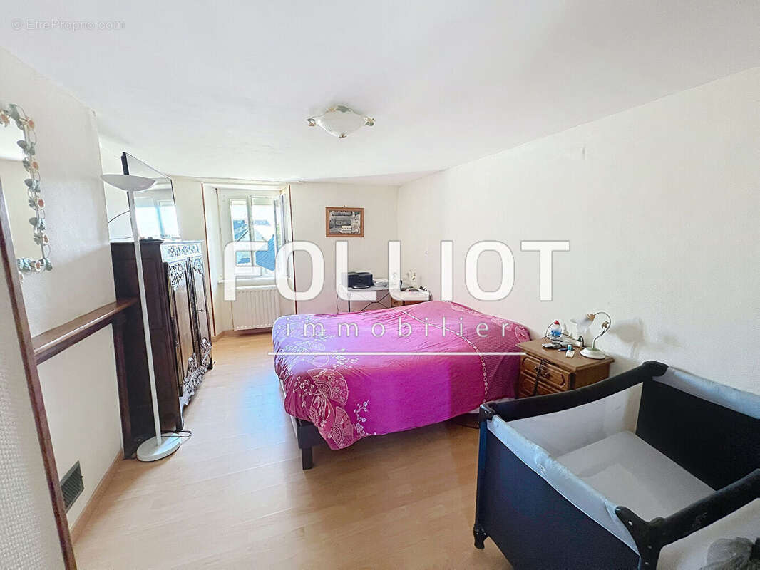 Maison à CERISY-LA-SALLE