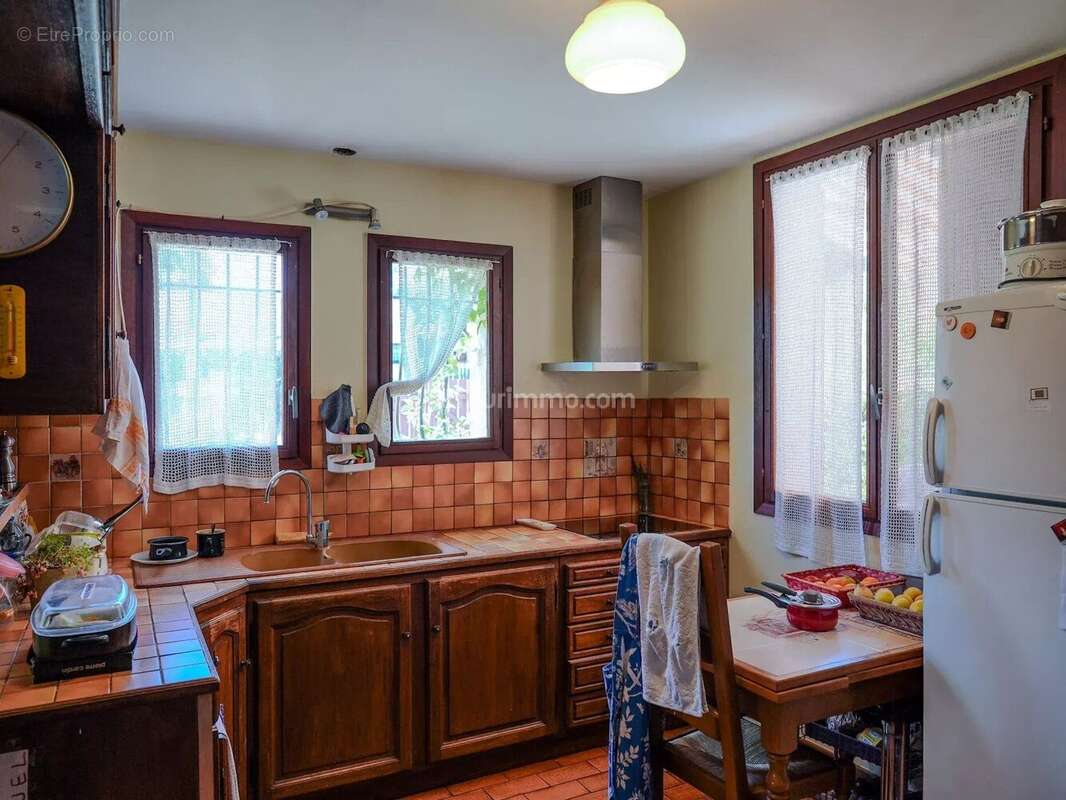 Vente Maison Ampus(83111) 315 000ï¿œ - photo 9