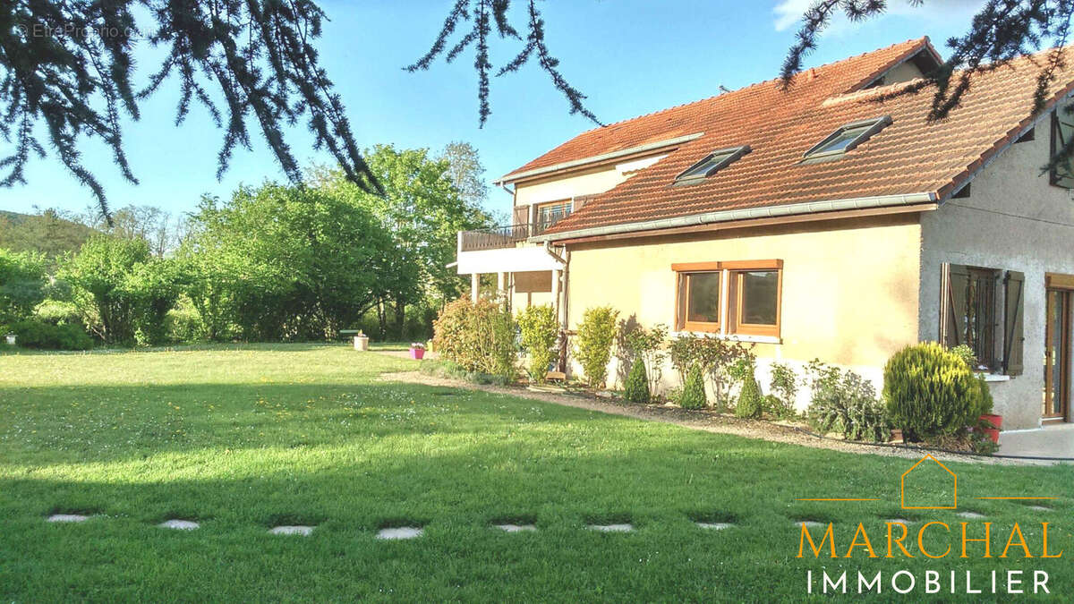 Maison à JOUY-AUX-ARCHES