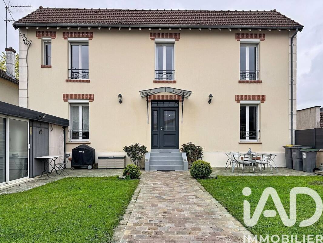 Photo 1 - Maison à ACHERES