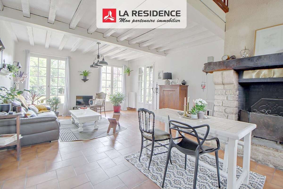 Maison à VERNEUIL-SUR-SEINE