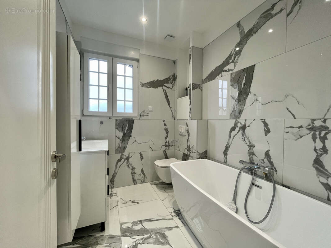 Maison à ANGERVILLE-LA-CAMPAGNE