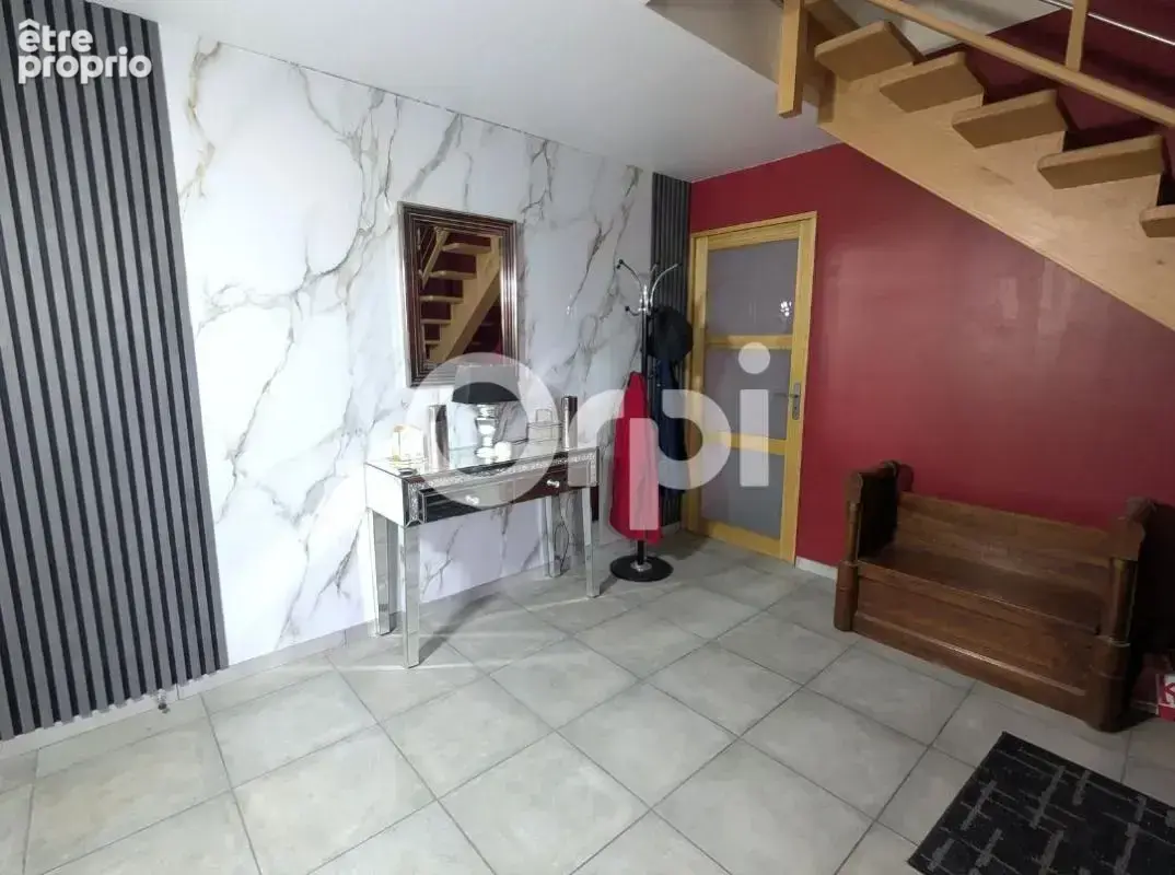 Maison 126 m², 4 chambres, a vendre vic sur aisne (02290) - - photo 2
