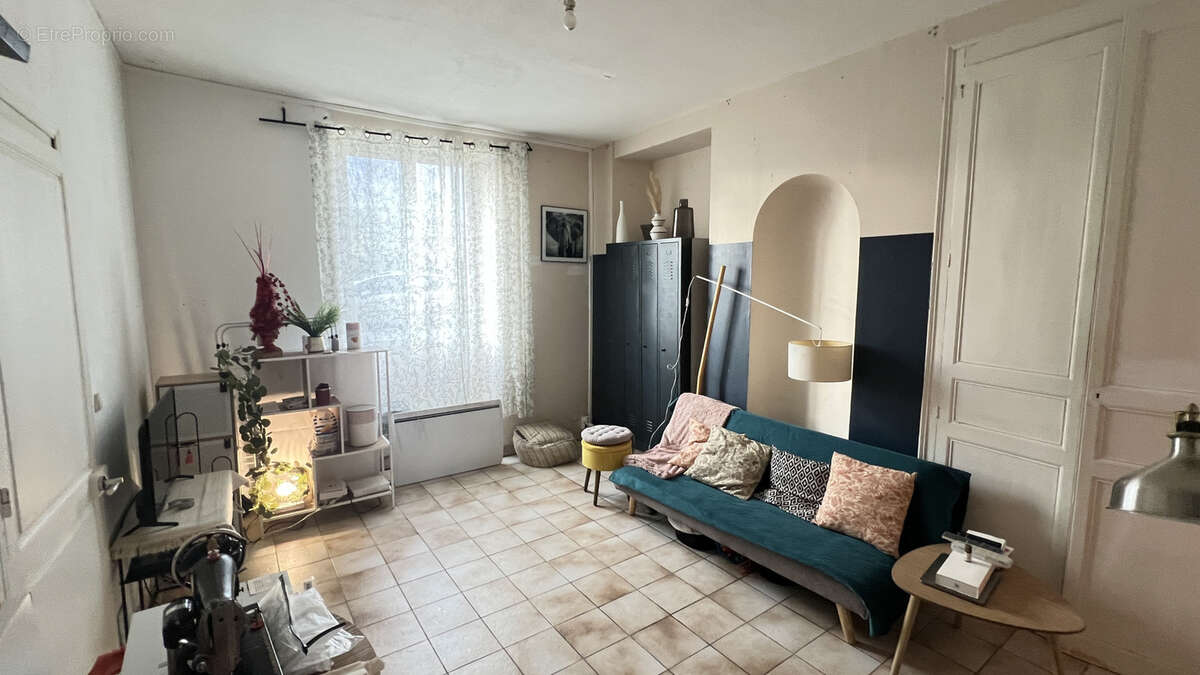 Appartement à COUDRAY