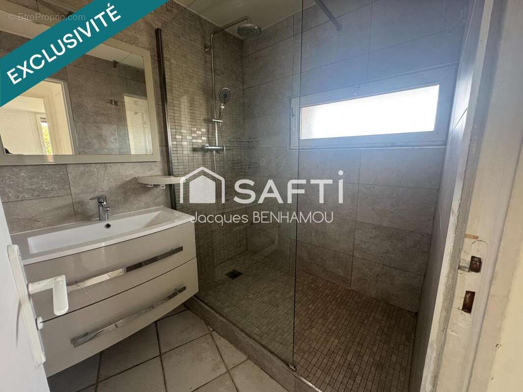 Photo 8 - Appartement à MARSEILLE-12E