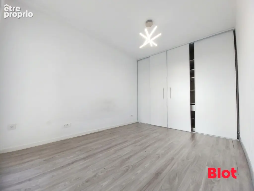 Appartement 4 pièces 81 m² à vendre à Brest (29200) - photo 7