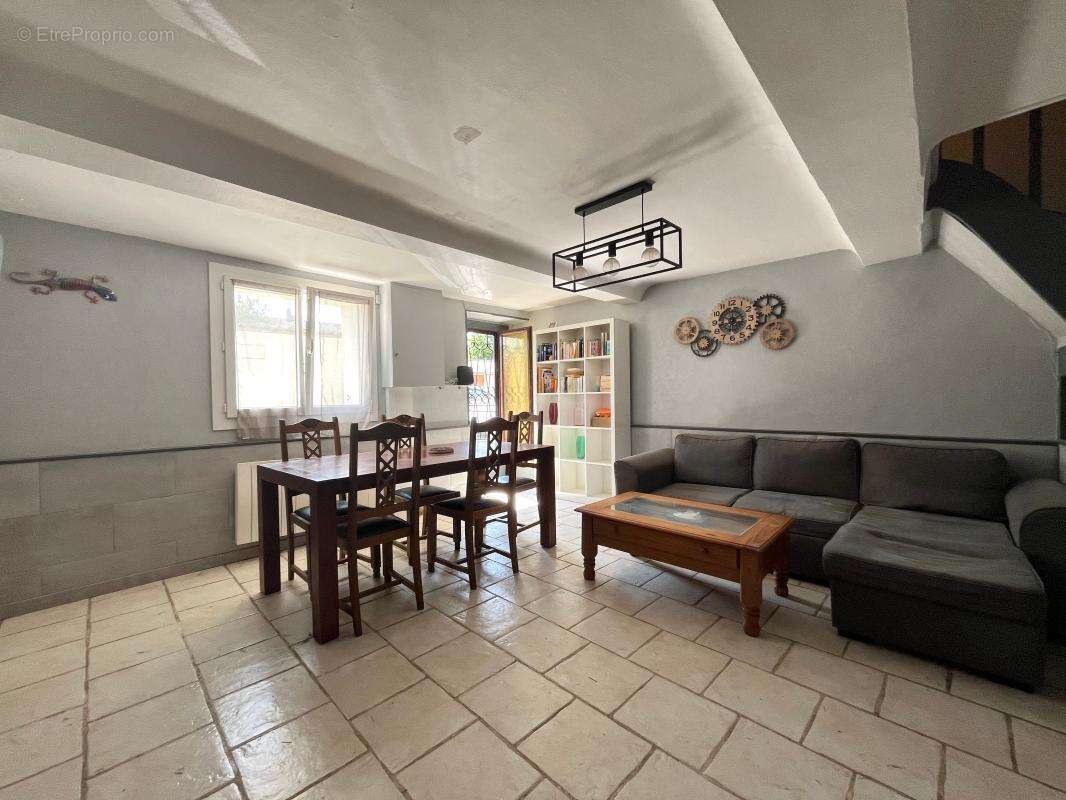 Maison ancienne rénovée de 125 m², Mézidon-Canon - photo 2