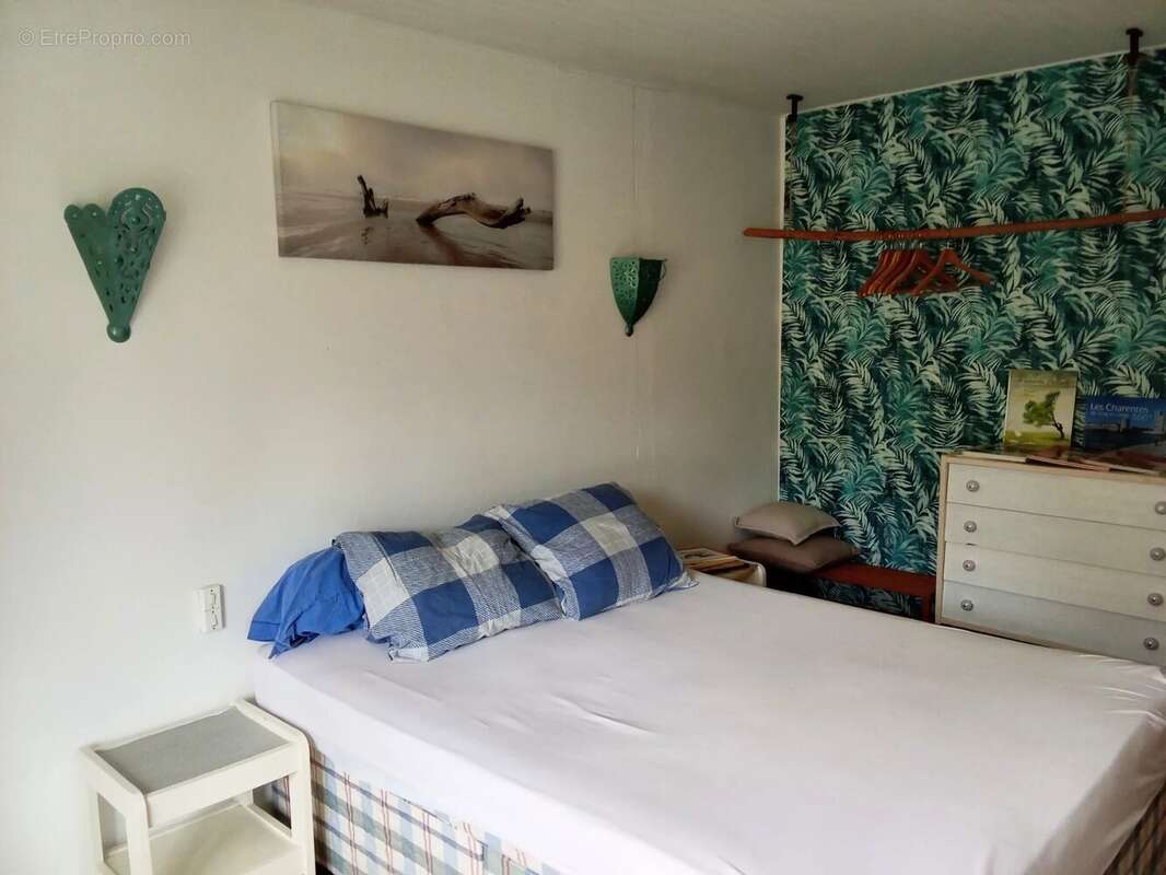 Maison à SAINT-FRAIGNE