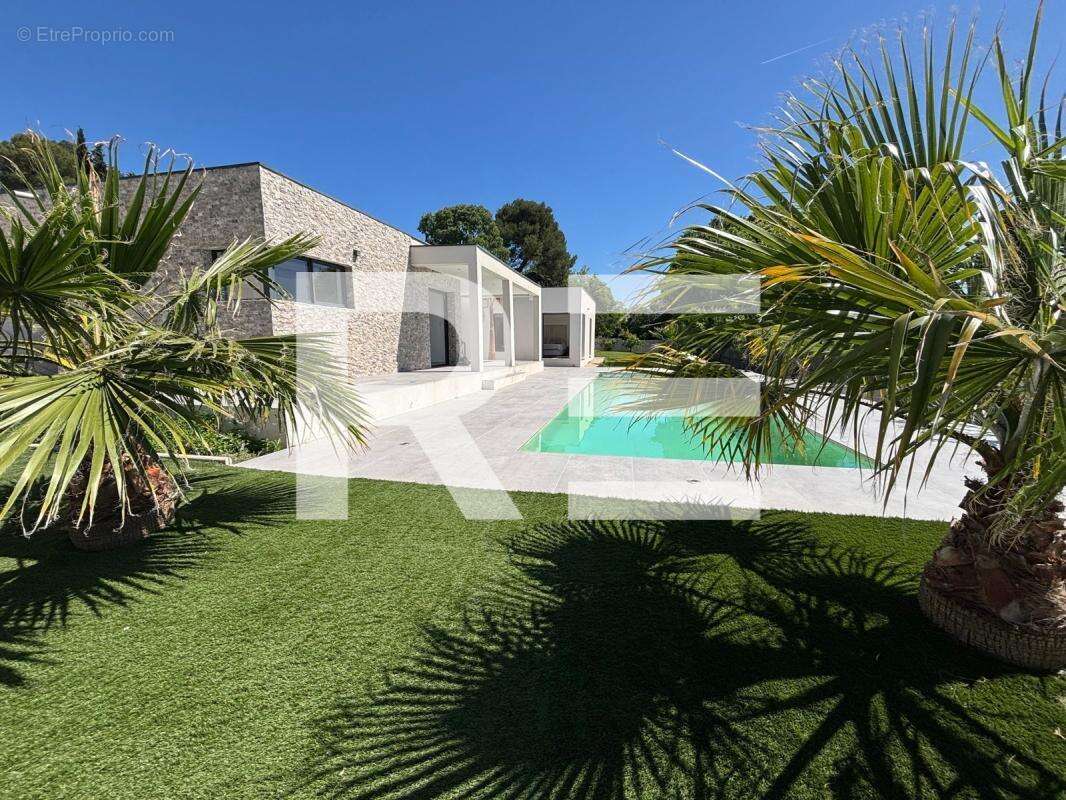 Maison à NIMES