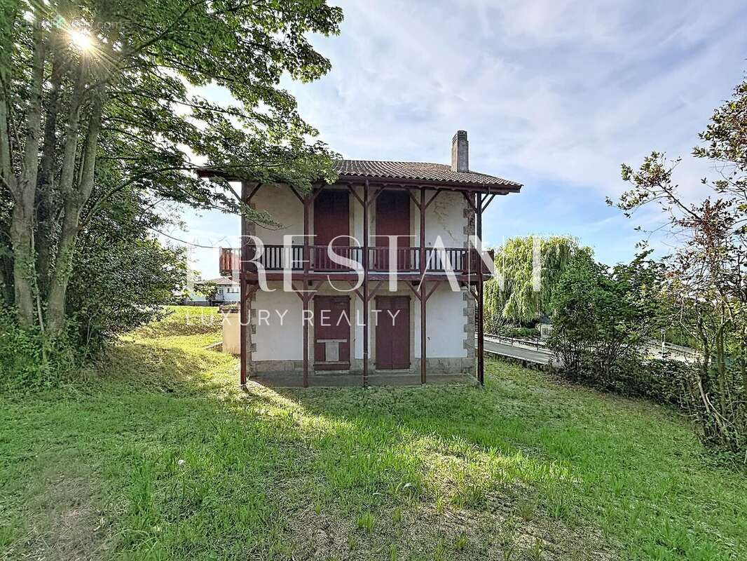 Maison à GUETHARY