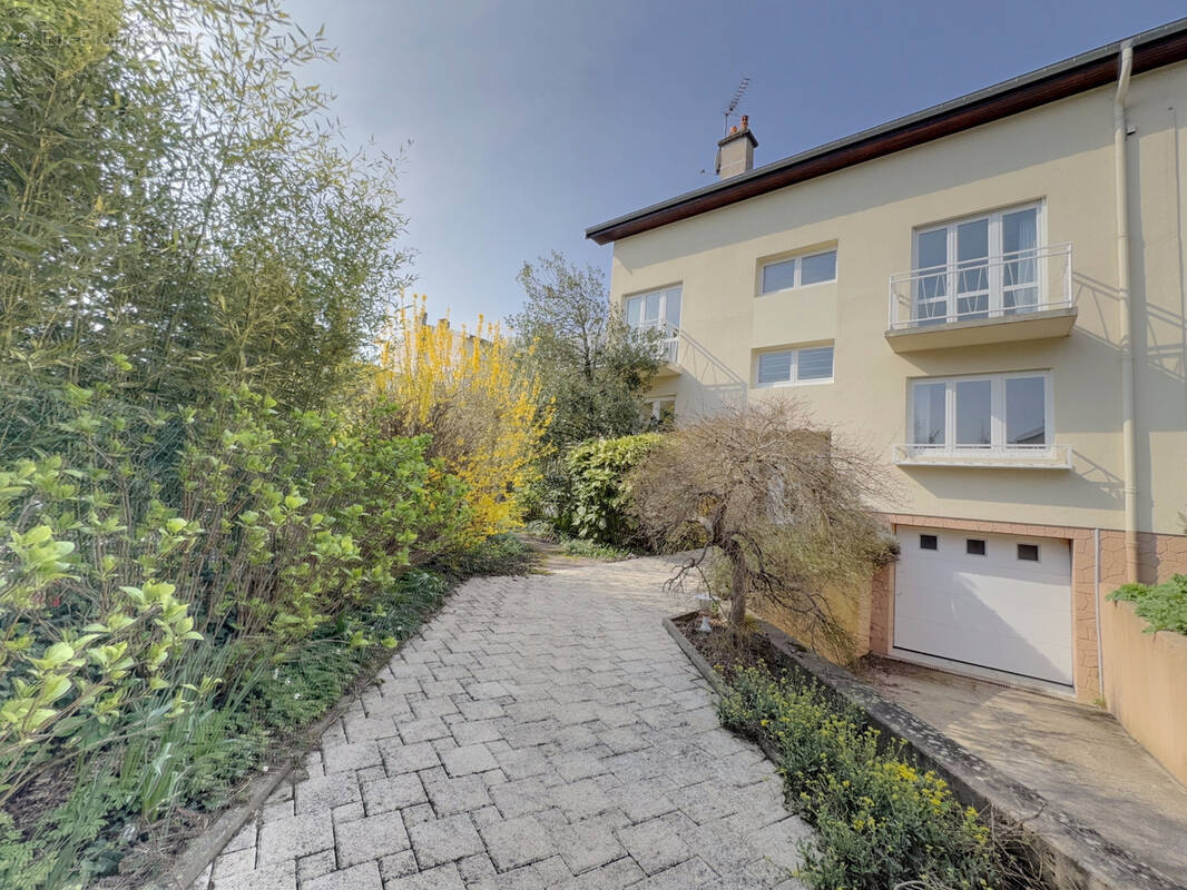 Maison à VILLERS-LES-NANCY