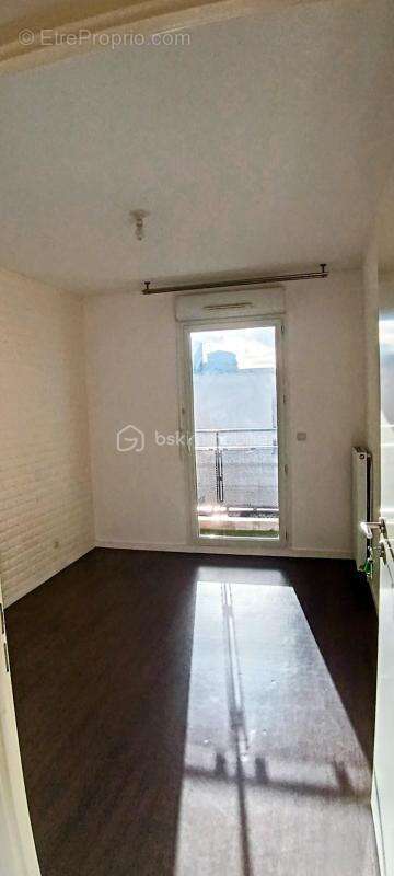 Appartement à DAMMARIE-LES-LYS