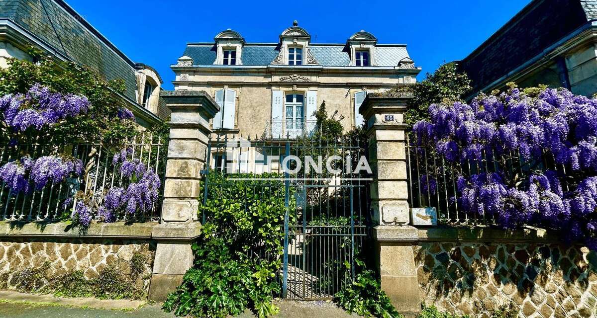 Maison à LA ROCHE-SUR-YON