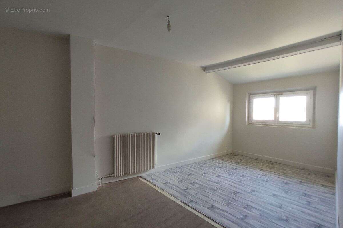 Maison à ROMILLY-SUR-SEINE