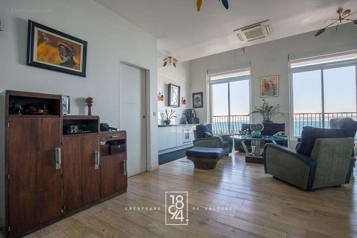 Appartement à MARSEILLE-7E