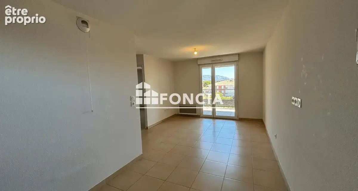 À vendre – t2 en résidence récente à cavaillon - photo 2