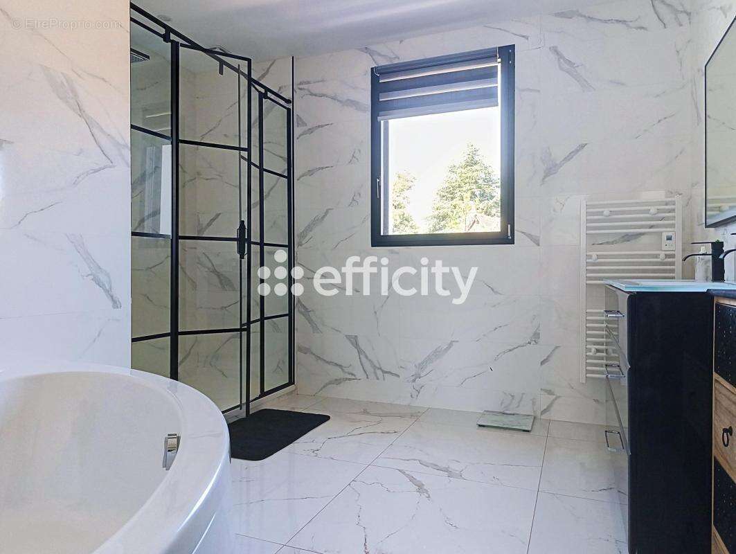 Maison 182 m² à Ballan-Mire  - photo 7