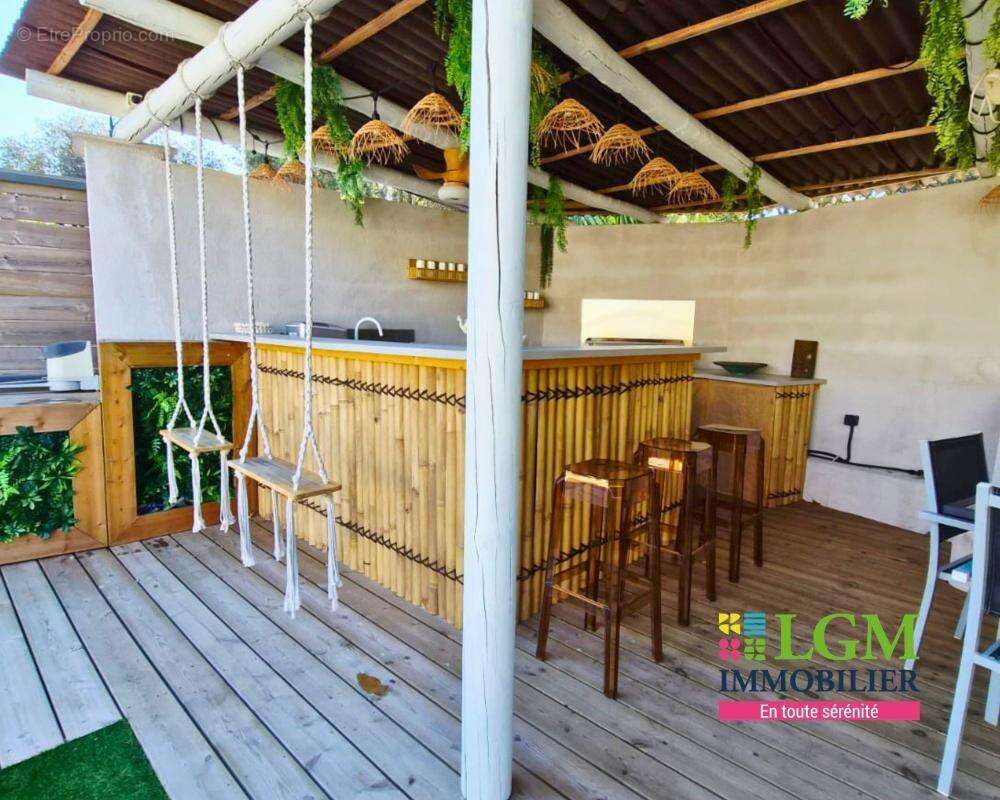 Maison à PLAN-DE-LA-TOUR