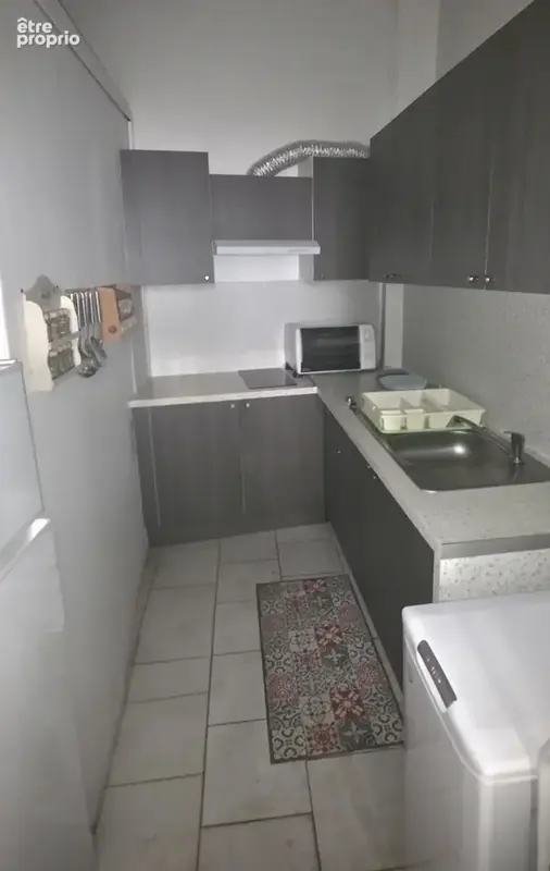 Spécial investisseur   Appartement T2 de 49 m2 en centre-ville, loué - photo 2