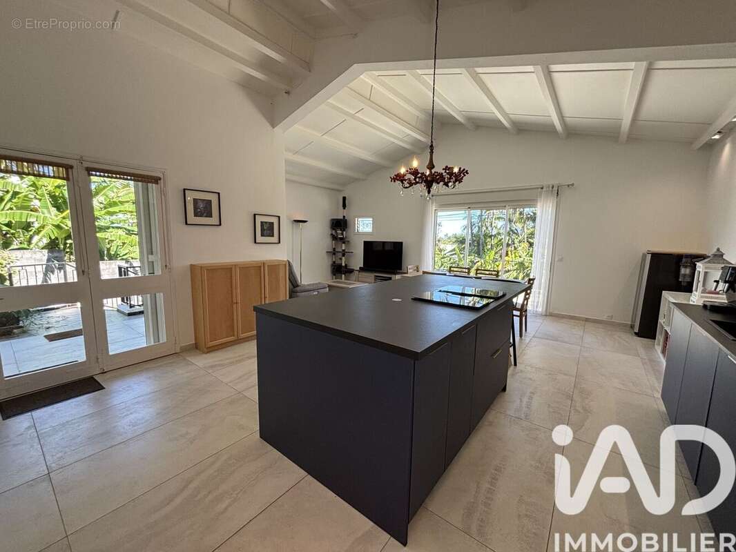 Photo 3 - Maison à LE TAMPON