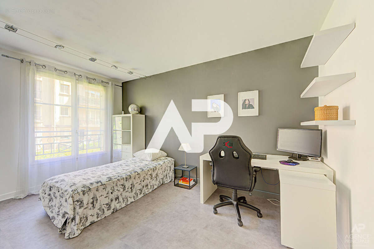 Appartement Rueil Malmaison 3 pièce(s) 82.49 m2 - photo 11