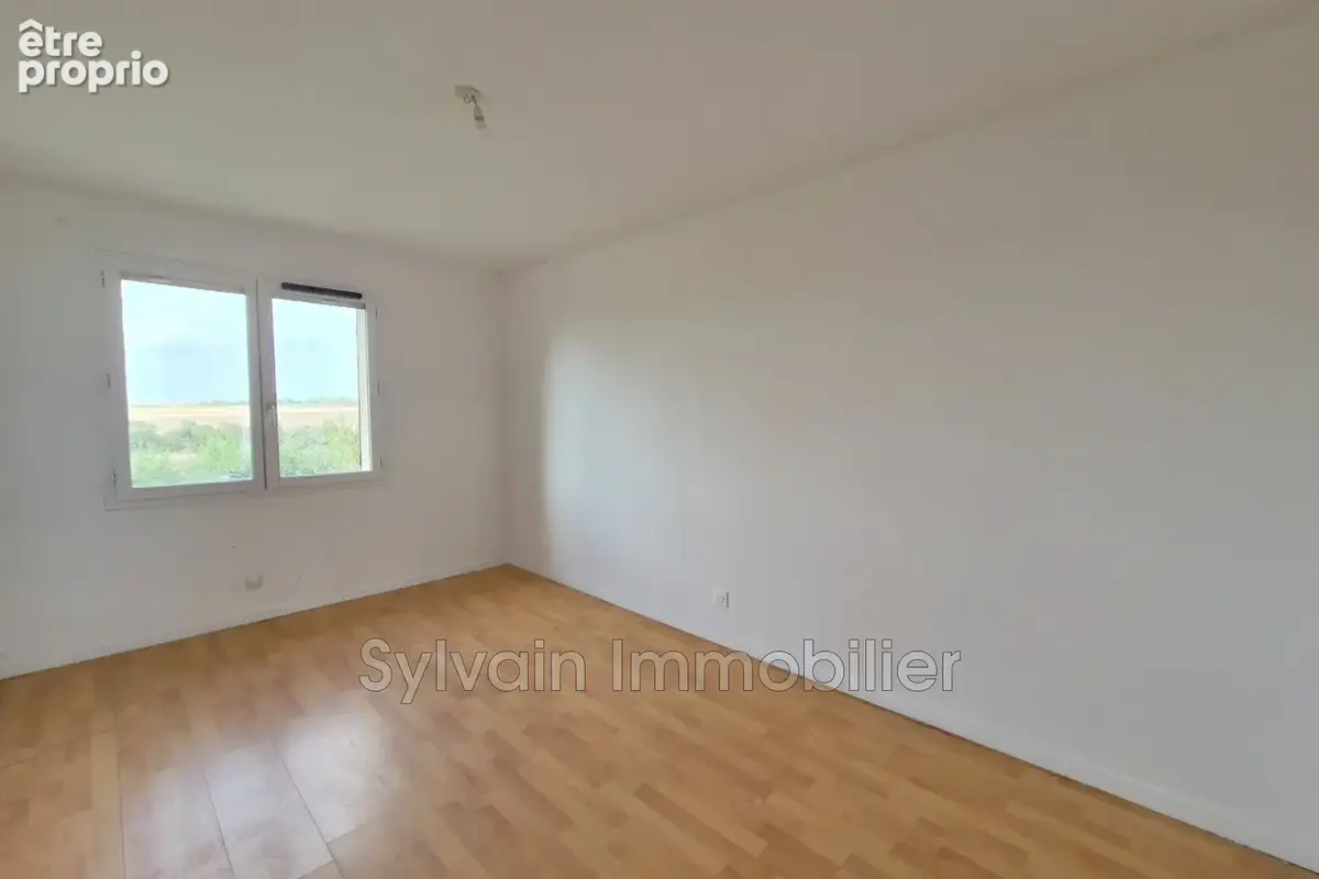 Maison 5 pièces 84 m² à vendre à Savignies (60650) - photo 8